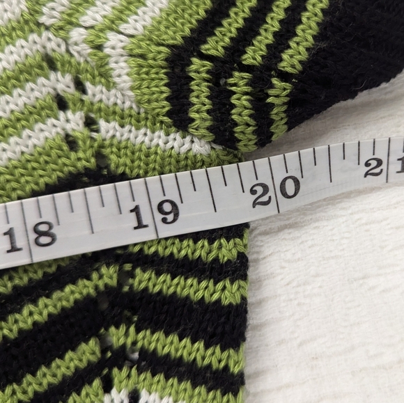 Isela Cropped Cardigan Chevron Knitted Sweater Pistachio Women's M - Picture 5 of 9